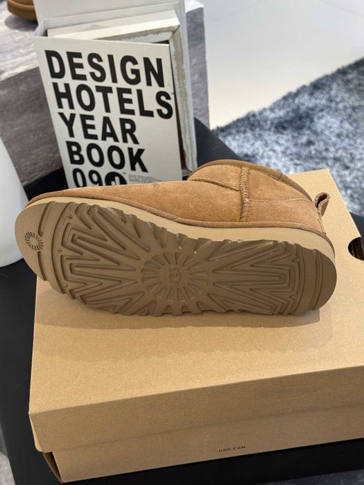 UGG Classic Ultra mini R.37