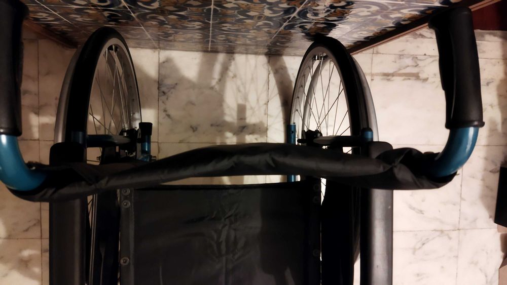 Cadeira de Rodas como NOVA