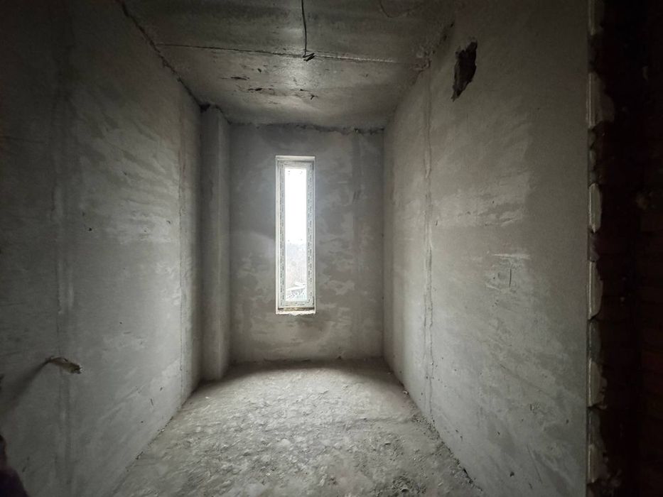 Таун з терасою на даху! Київ