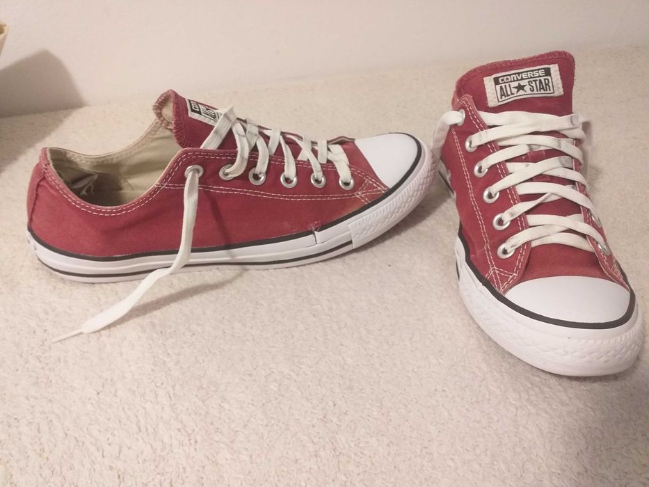Buty Conversy bordowe krótkie, rozmiar 41.5