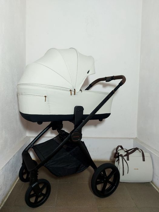 Коляска  CARRELLO ULTRA 2/1 надлегка +посилена амортизація