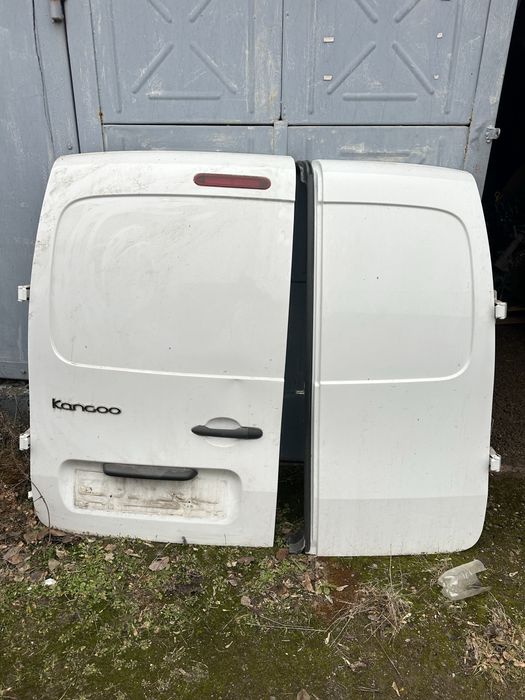Задні двері Рено Канго 3