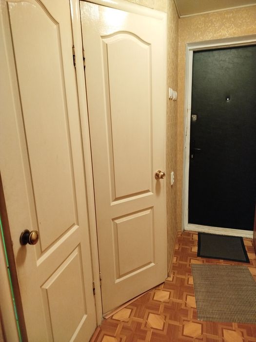 Оренда кімнати біля ТРЦ Квадрат (Воскресенка). БЕЗ господарів!