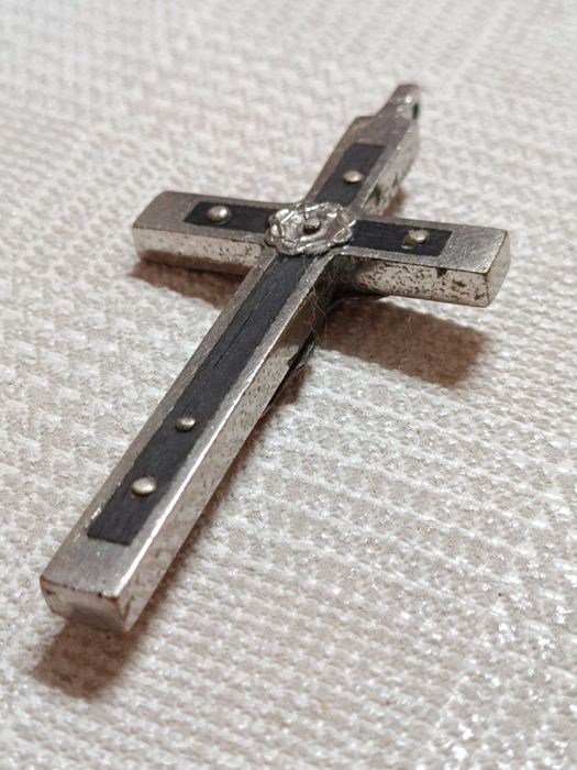 Pingente de Crucifixo Católico Antigo