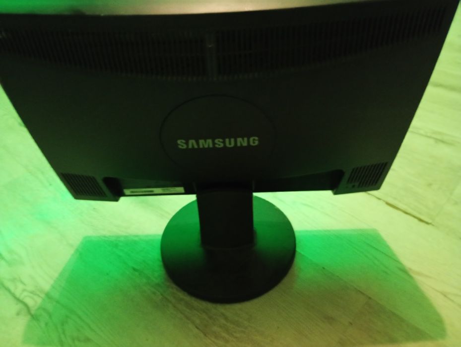 Monitor Samsung.
