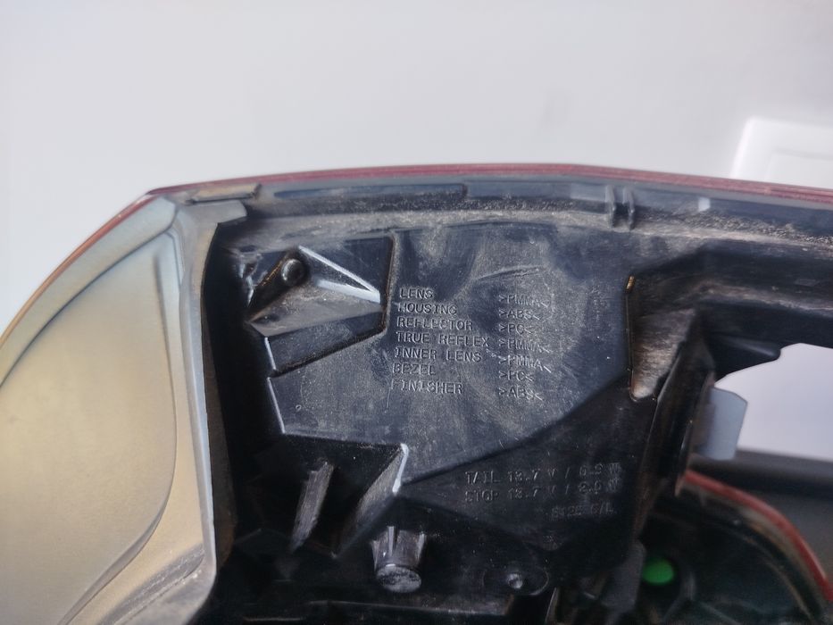 Farolim Esquerdo Peugeot 308 II