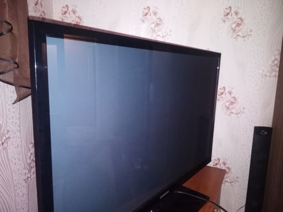 Телевизор на запчасти