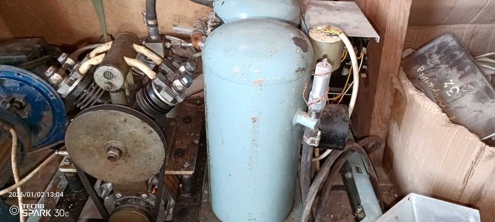 Продам маленький компресор ссср