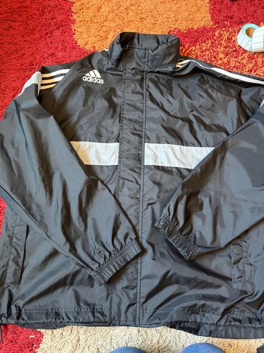 Куртка вітровка adidas l