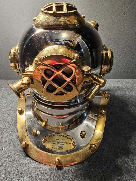 Hełm nurka dekoracja