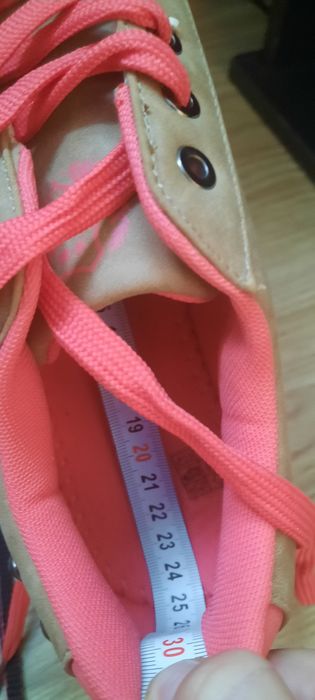 Buty damskie wiązane