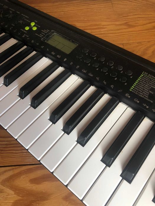 Teclado Casio CTK-240
