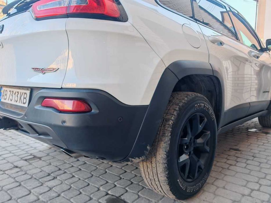 Продам Jeep Cherokee TrailHawk Elit 2015/2016