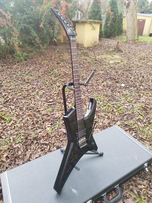 Gitara lutnicza Vooytzeenski Guitars - Warthog + case Gator Extreme