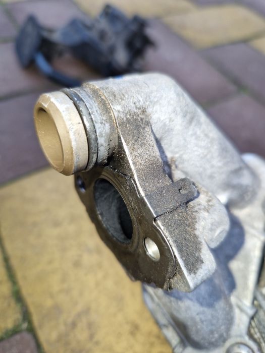 Модуль рециркуляції газів (Клапан EGR) 9807593080 Ford,Peugeot,Citroen