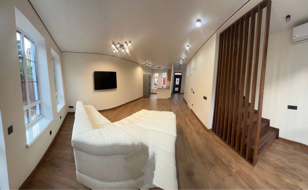 Ліски. Будинок з ремонтом та меблями. Від власника. Море поруч