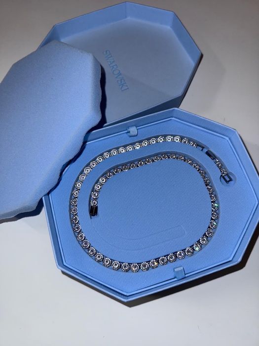 Colar swarovski Novo