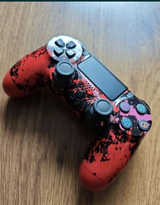 Pady do PS4 w nowym stanie (nie używane)