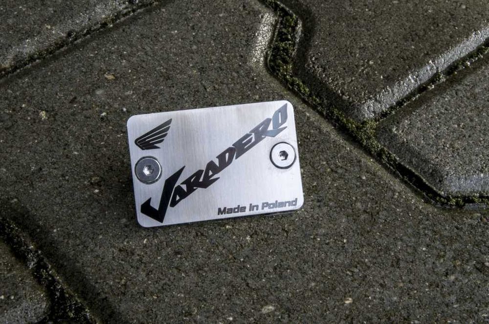 Nakładka na pojemnik hydrauliczny Honda Varadero