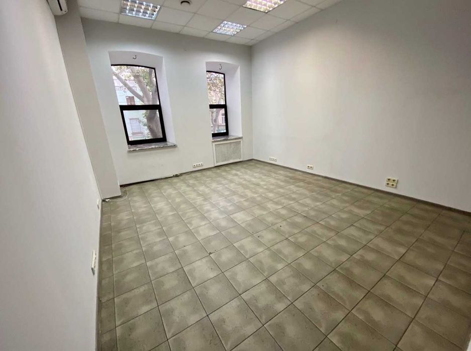 Сдам Офис 300 м2 на Пушкинской. 2 этаж небольшого БЦ