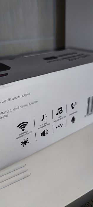 Повербанк ( powerbank ) wifi зарядка часы супер подарок !
