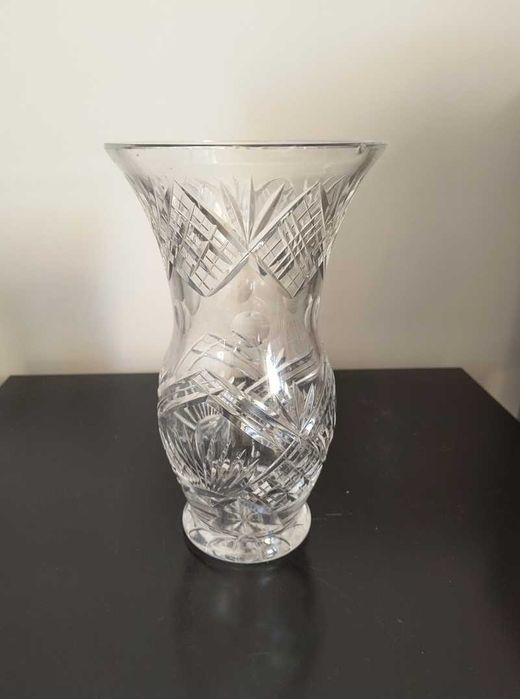 Wintage. Piękny kryształowy wazon z epoki PRL, wysoki 26 cm