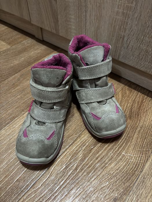 Дитяче взуття primigi 28, geox 20, demar 26-27