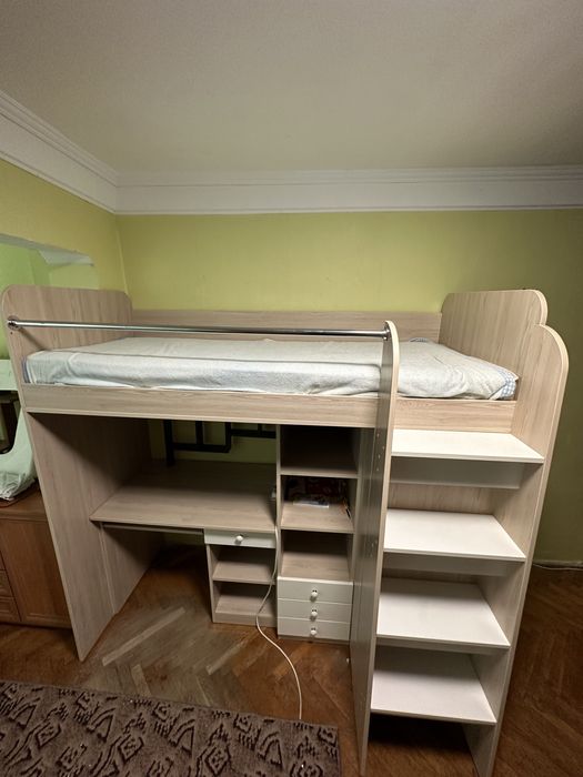 Продам дитяче ліжко чердак + матрац