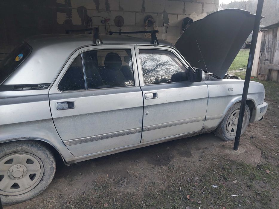 Автомобіль Волга Газ 3110