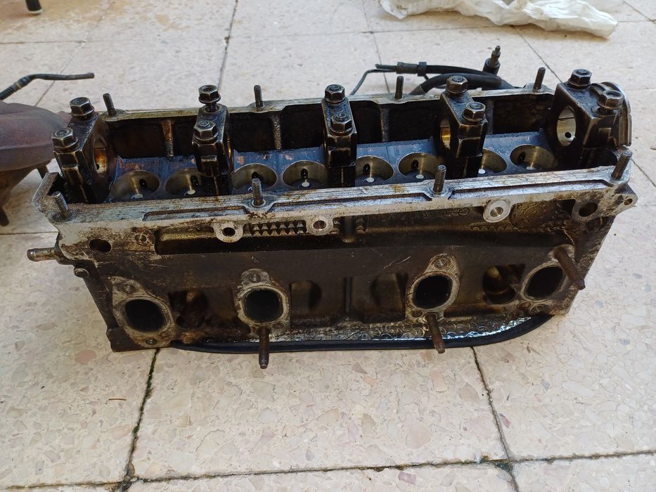 Cabeça de motor vw golf4 1.6  8 válvulas a gasolina