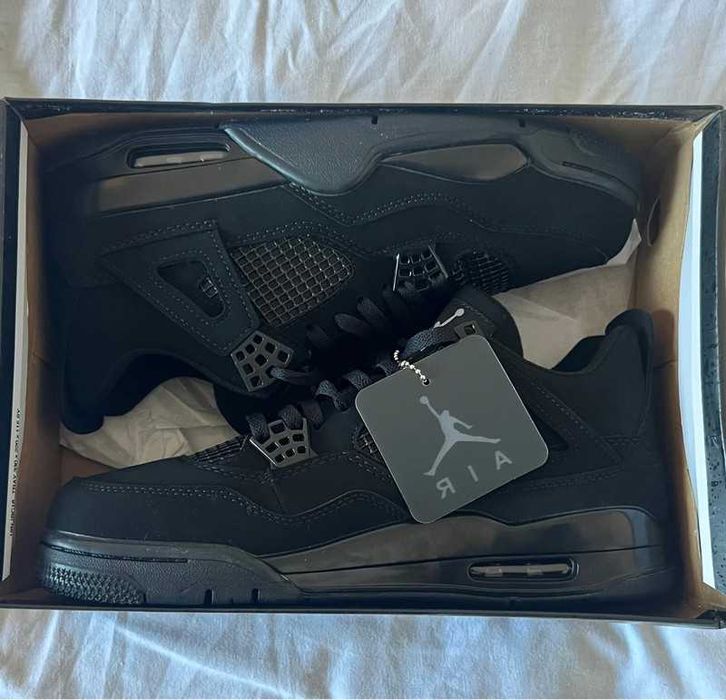 Jordan 4 Retro Black Cat r.39