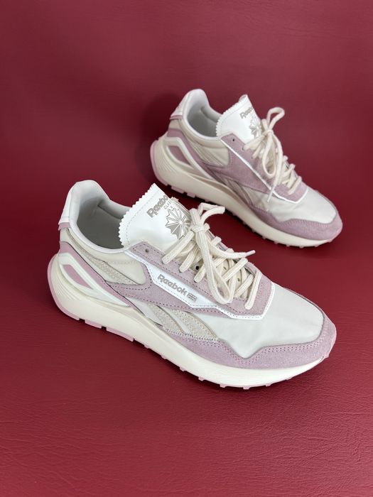 Кросівки жіночі 38.5р. Reebok Classic Leather Legacy AZ