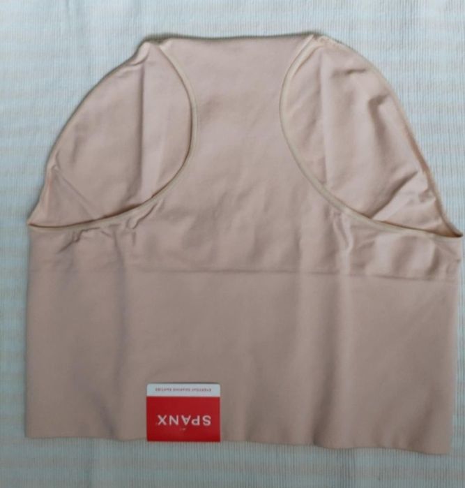 Spanx bielizna modelująca dla kobiet nowa okazja na prezent