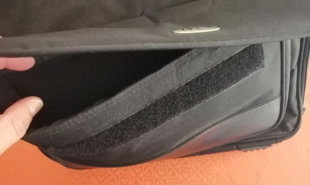 Lifetech Laptop Bag, Like New64283922130049123
