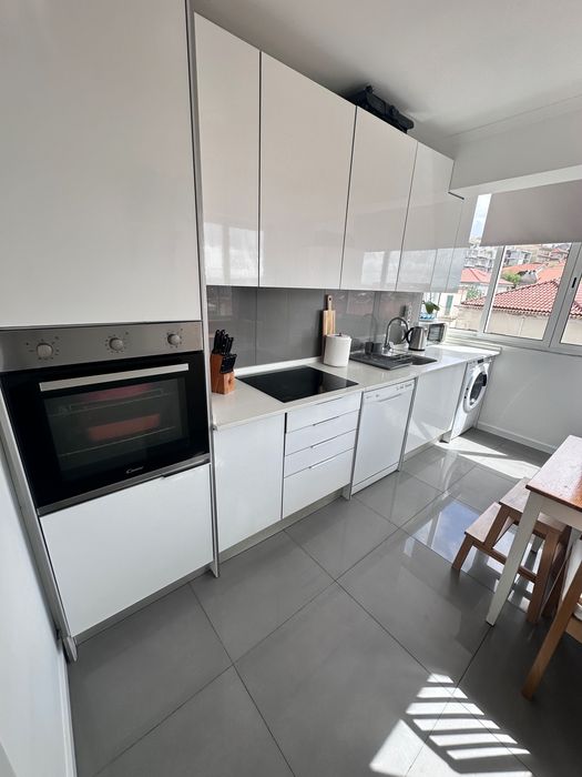 Alugo Apartamento T3 com 2Wc