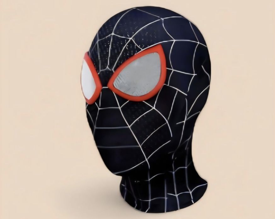 Czarna maska spiderman