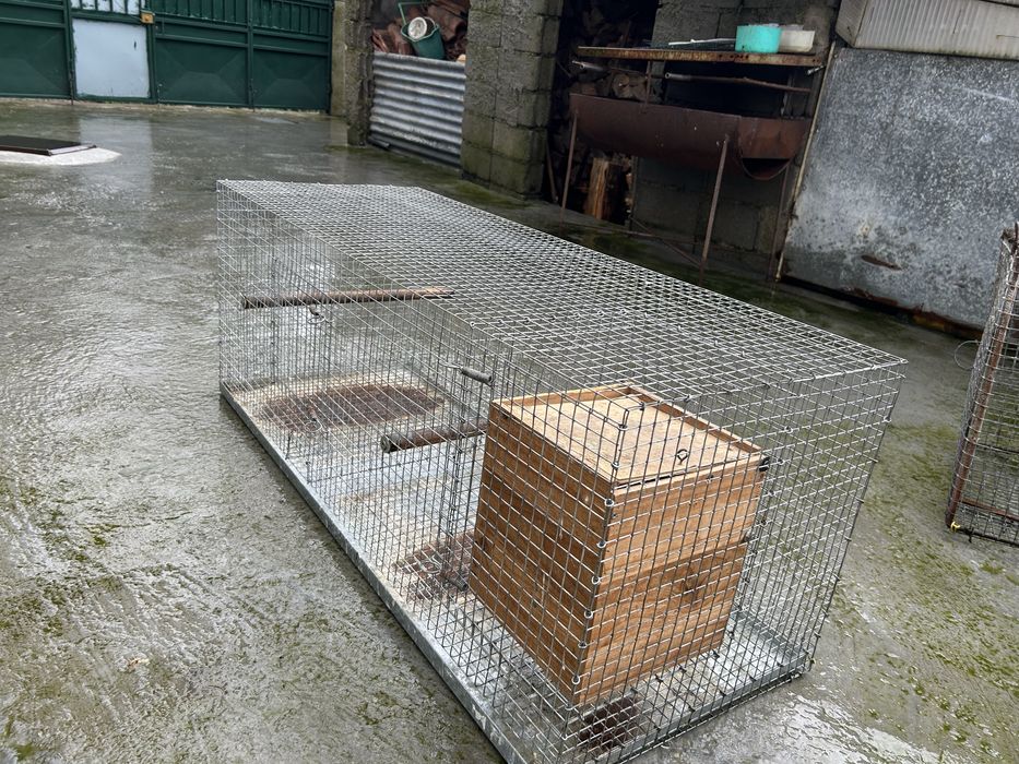 Vendo estas duas gaiolas