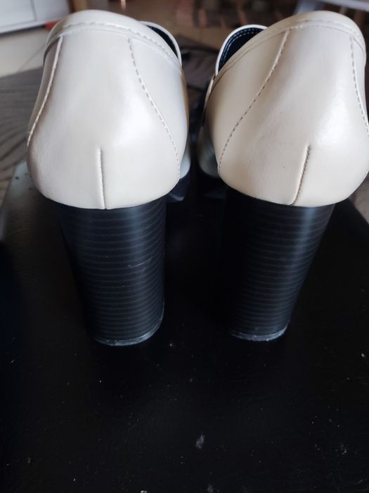 Sapato compesado Beje-BATA