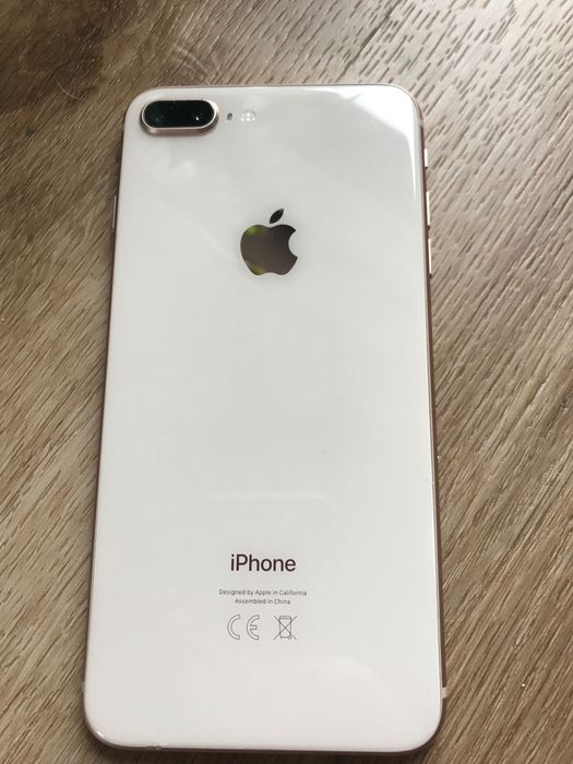 iPhone 8 Plus, różowy