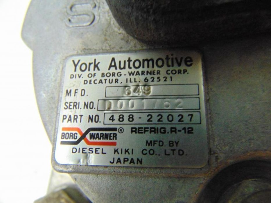 Volvo 780 Turbo coupê Bertone compressor usado em bom estado