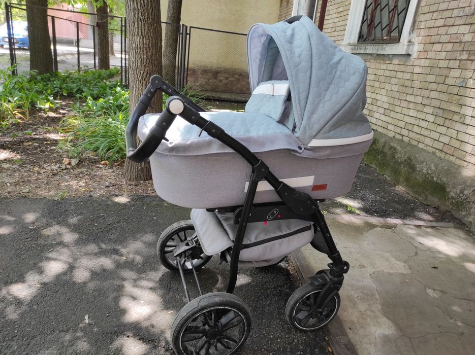 Коляска 2 в 1 нова