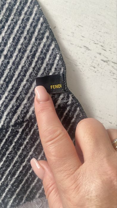 Szal Fendi kaszmir duzy.