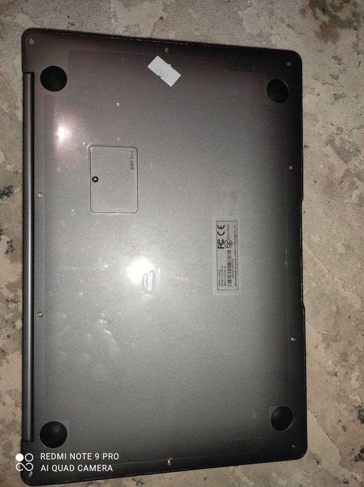 Laptop EzBook X3