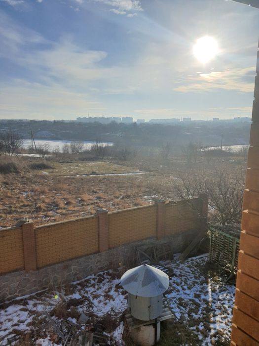 2 поверховий цегляний будинок Рибці