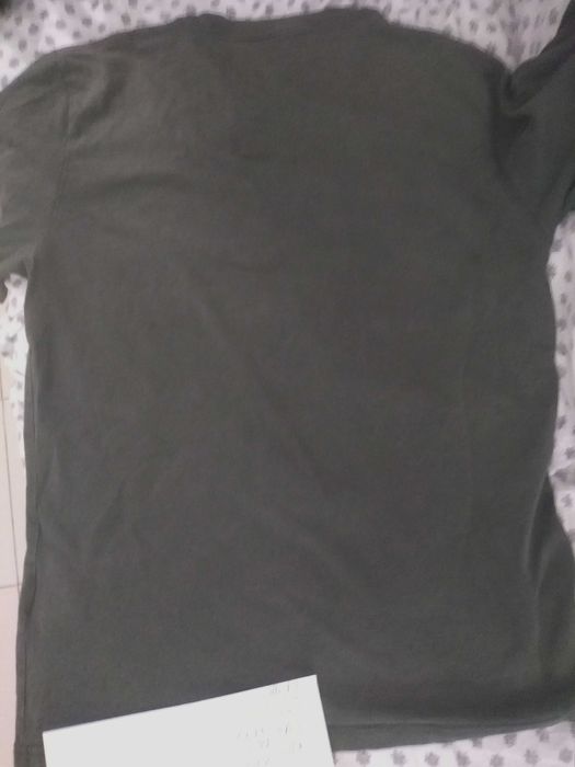 T-Shirt Carhartt verde-escura