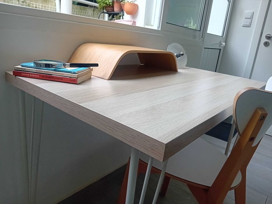 Secretária IKEA LINNMON/KRILLE, com rodas, rigorosamente nova