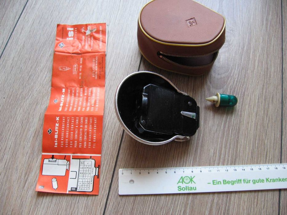 Agfa stara lampa błyskowa Isi Blitz K aparat fotograficzny PRL