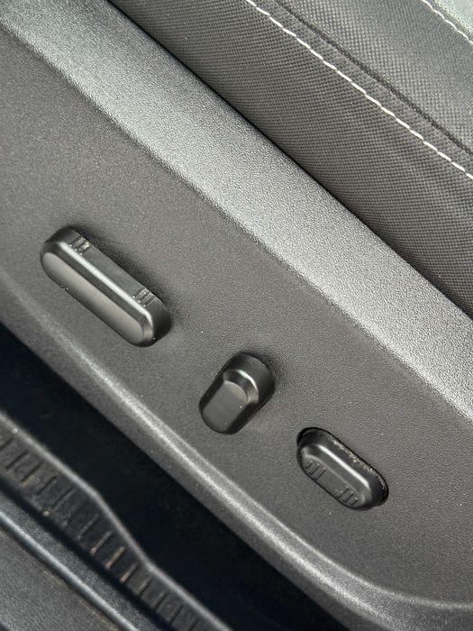 Продам Ford Escape 2018 рік можлива розстрочка,кредит,обмін!