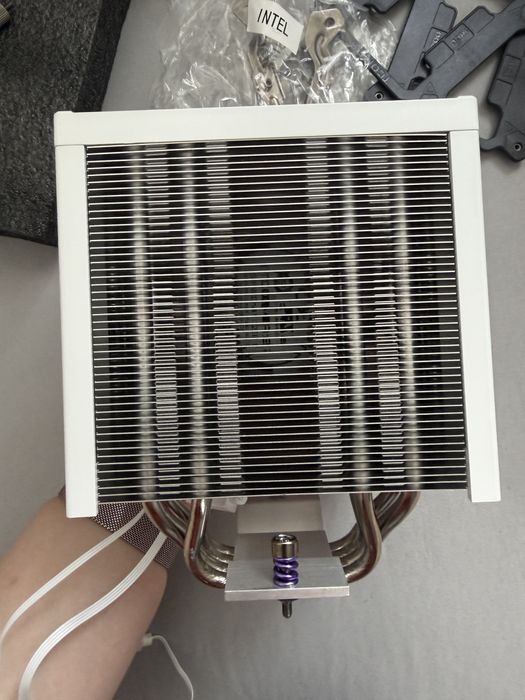 Chłodzenie CPU Tcomas SJ-R400 4HP Białe
