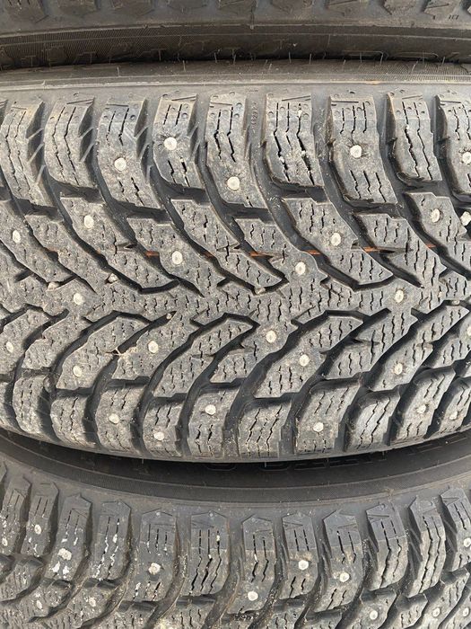 Зимові колеса Nokian Hakkapeliitta 9 | 225/60 R16 | Шип | Ідеал